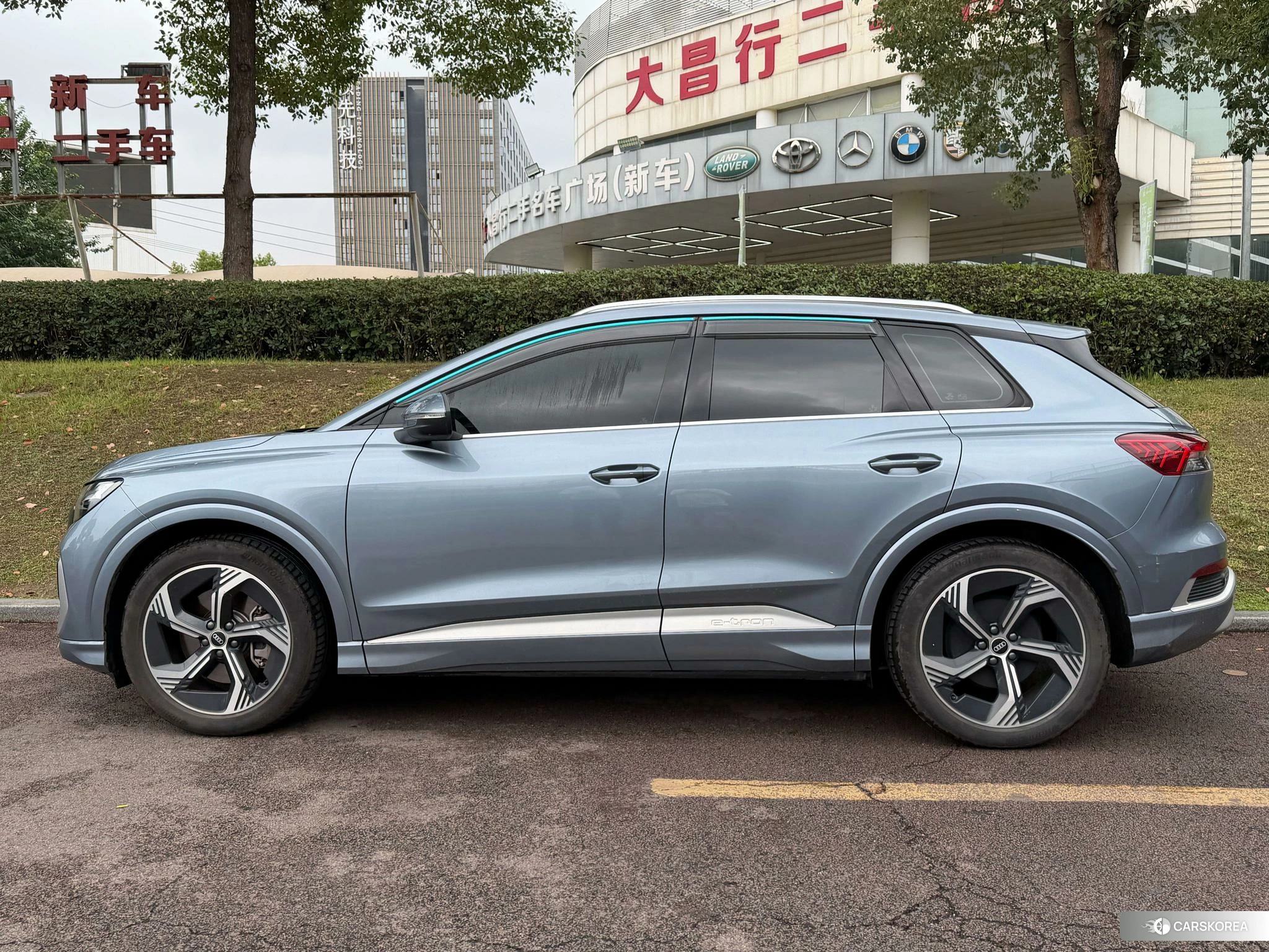 Audi Q4 e-tron 2023 Синий из Китая, фото 6
