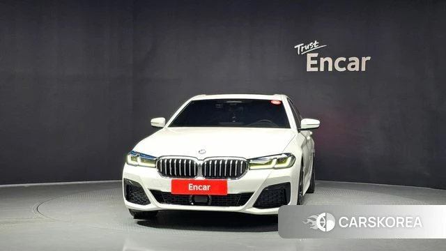 BMW 5 Series (G30) id 4560873 из Кореи 23
