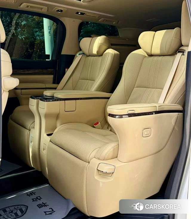 Toyota Wilfa id 4297912 из Китая 8