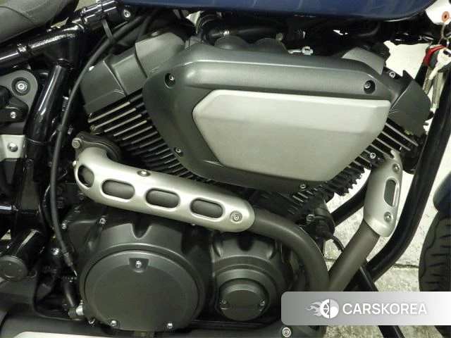 Engine photo