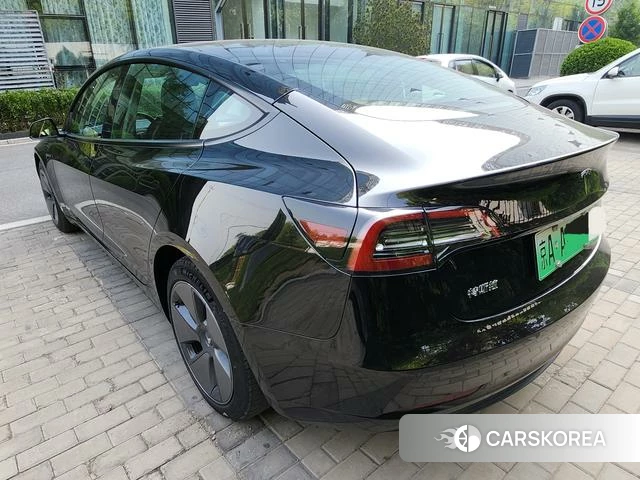 Tesla Model 3 2022 Черный из Китая, фото 3
