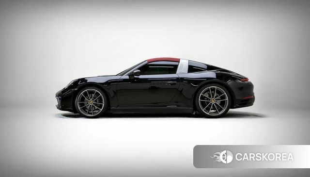 Porsche 911(992) 2024 Черный из Кореи, фото 4