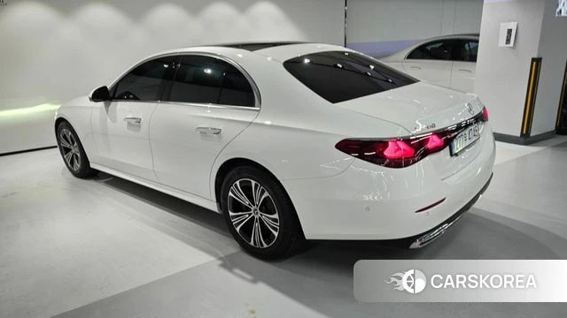 Mercedes-Benz E-Class W214 id 4400370 из Кореи 13