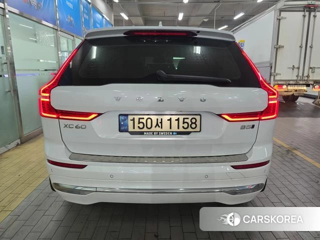 Volvo XC60 second Generation 2021 Белый из Кореи, фото 3