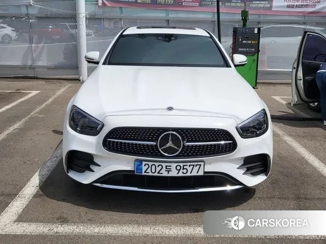 Mercedes-Benz E-Class W213 2023 Белый из Кореи, фото 5