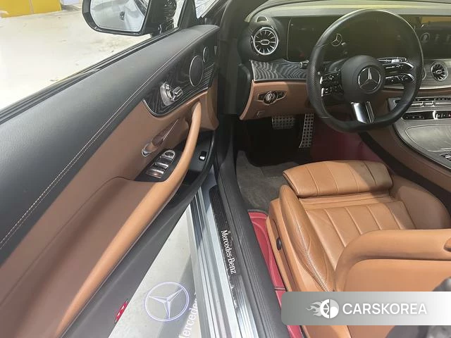 Mercedes-Benz E-class (imported) 2021 Другой из Китая, фото 3