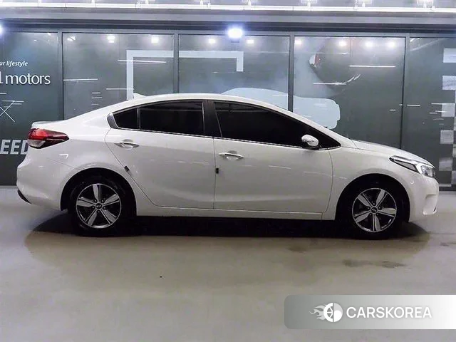 Kia The New K3 id 3029542 из Кореи 12