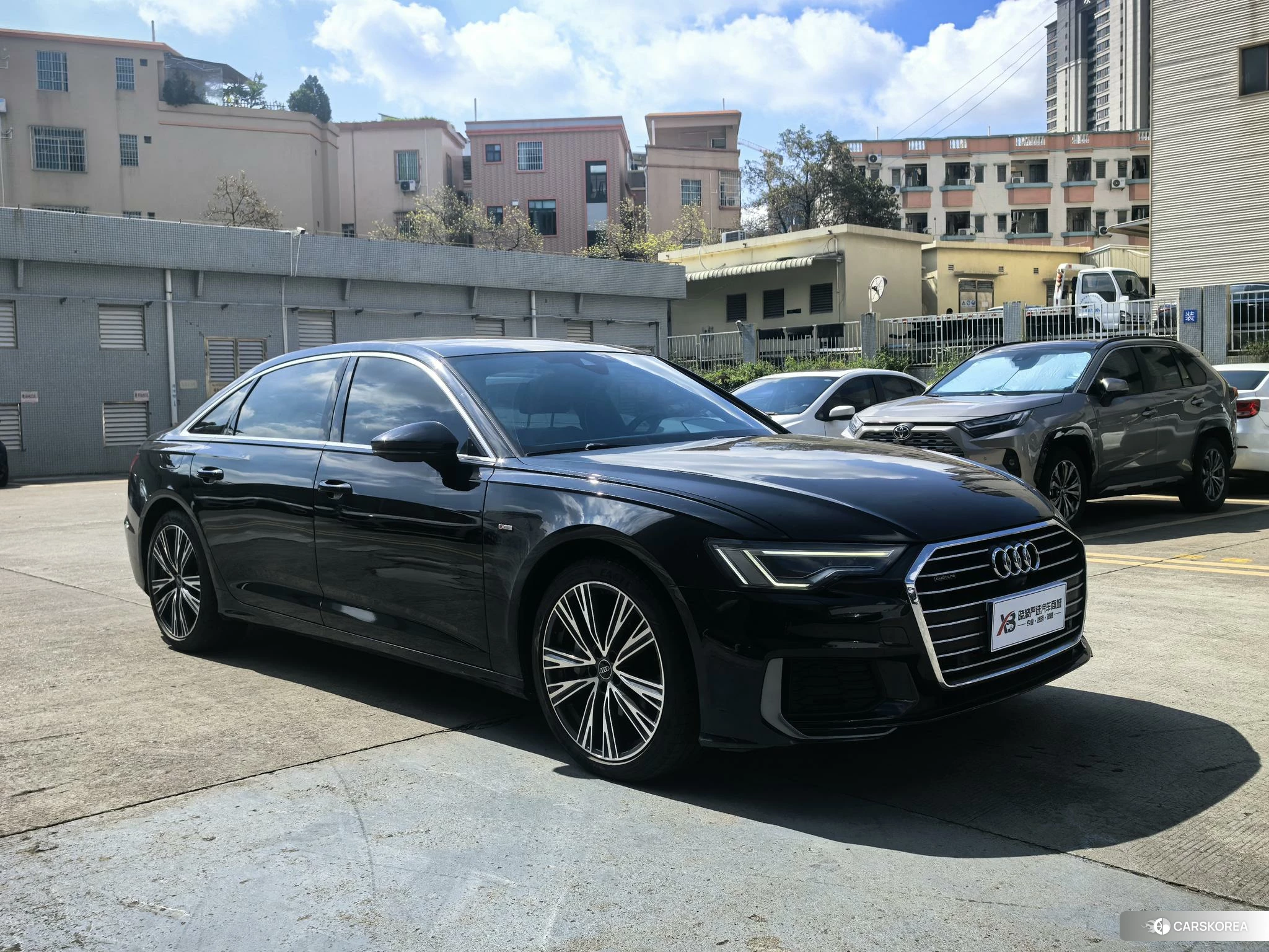Audi A6L id 4406104 из Китая 11