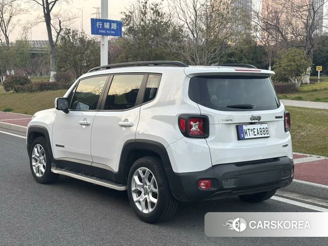 Jeep Freeman 2018 Белый из Китая, фото 3