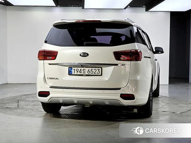 Kia The New Carnival id 4020522 из Кореи 13