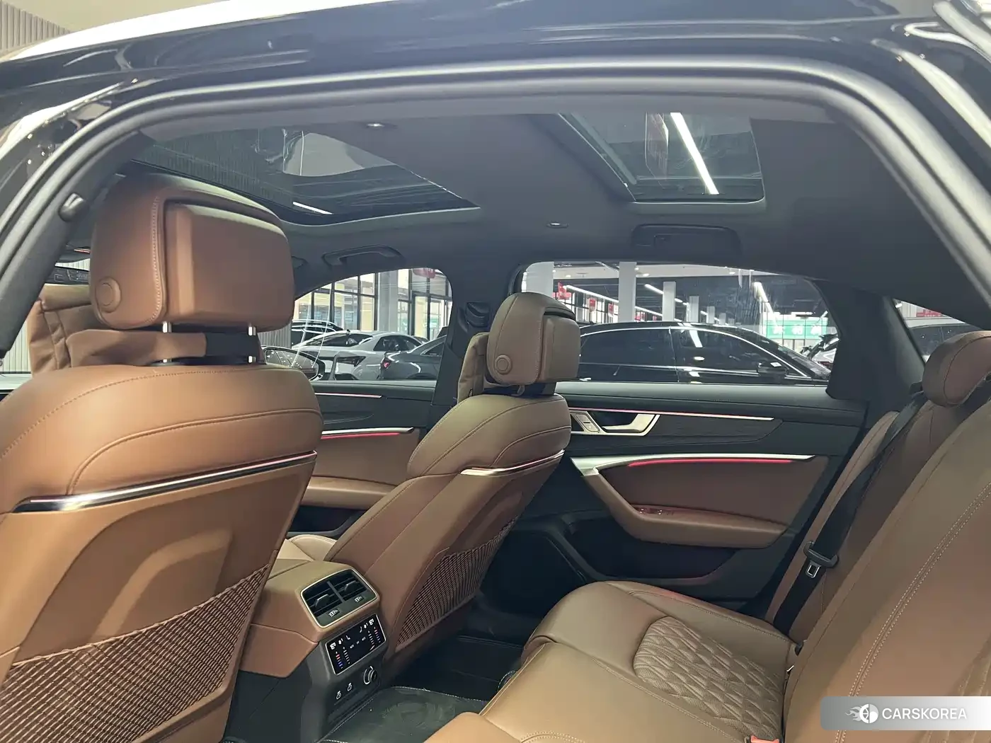 Audi A6L id 4539420 из Китая 13