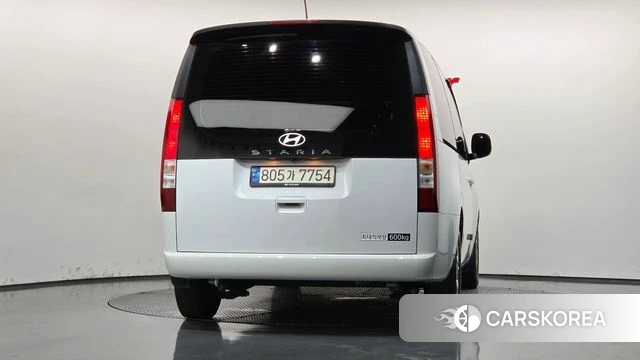 Hyundai Staria id 4904647 из Кореи 23