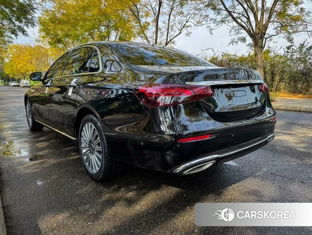 Mercedes-Benz E-class id 4265344 из Китая 12