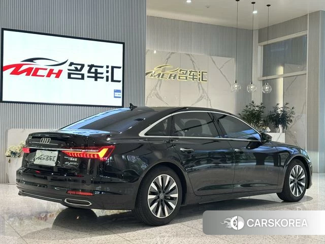 Audi A6L id 4277397 из Китая 8