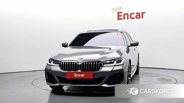 BMW 5 Series (G30) id 4506390 из Кореи 23
