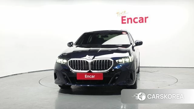 BMW 5 Series (G60) id 4427111 из Кореи 13