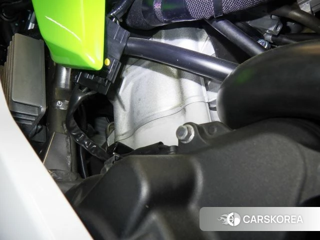 Engine photo