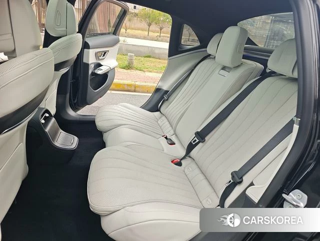 Mercedes-Benz E-class id 4275490 из Китая 19
