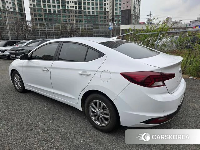 Hyundai The New Avante AD id 3873688 из Кореи 8