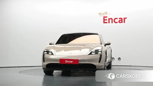 Porsche Taycan id 4864548 из Кореи 23