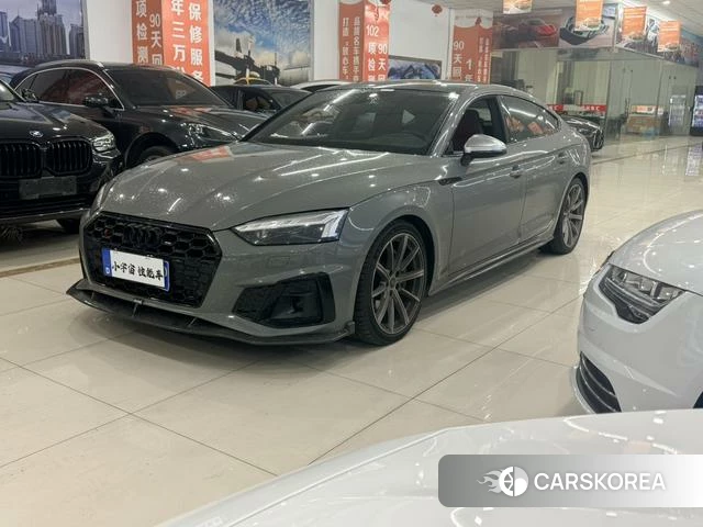 Audi S5 2023 Темно-серый из Китая, фото 3