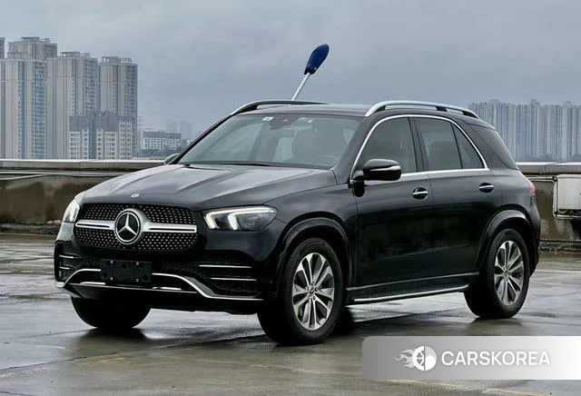 Mercedes-Benz GLE (import) 2023 Черный из Китая, фото 3