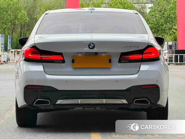 BMW 5 series 2021 Белый из Китая, фото 4