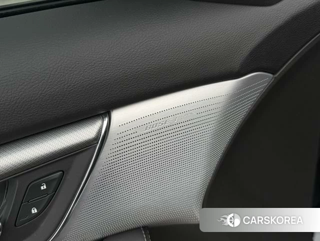 Cadillac CT5 id 4209269 из Китая 16