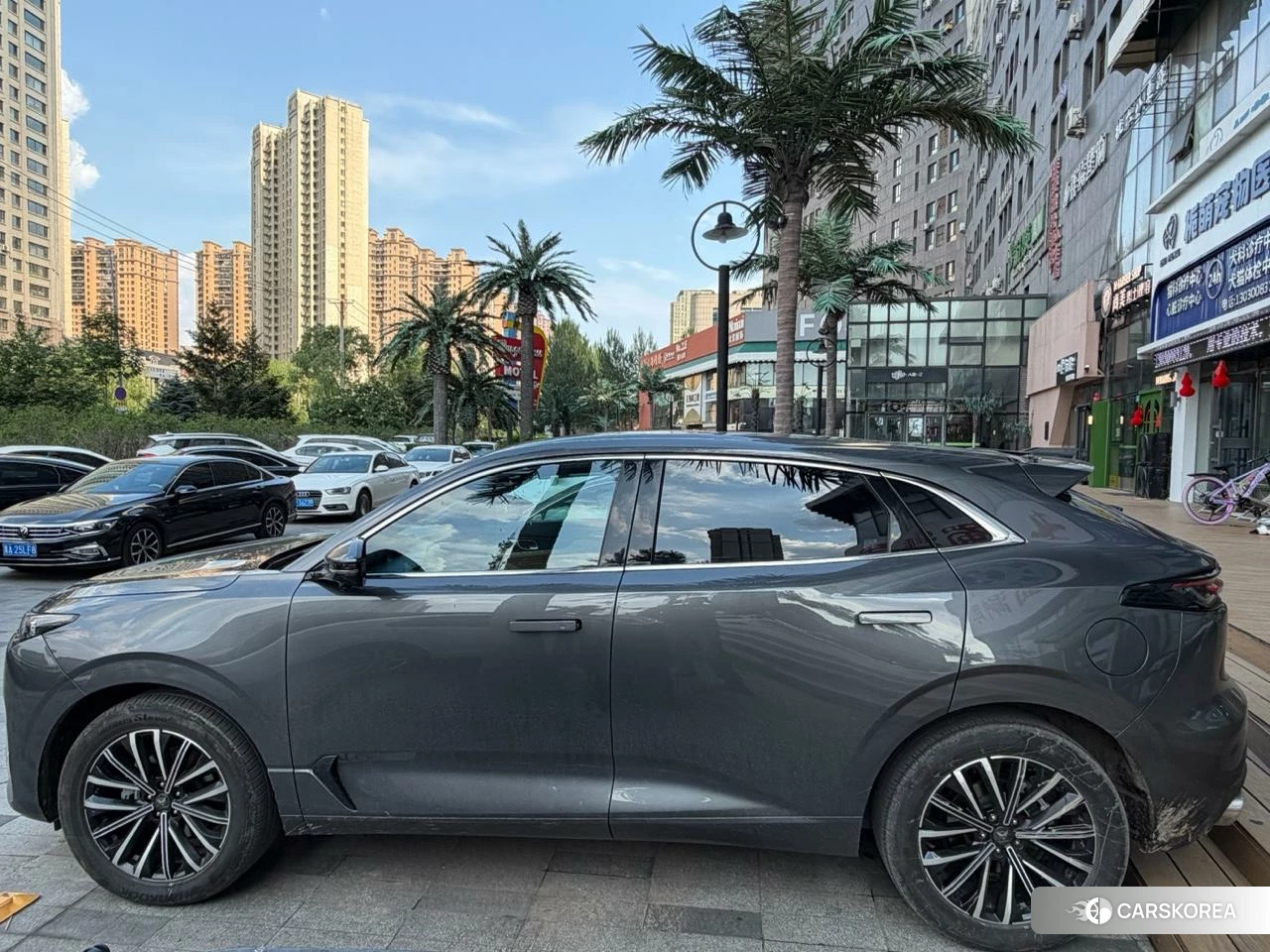 Chang'an UNI-K 2023 Темно-серый из Китая, фото 3