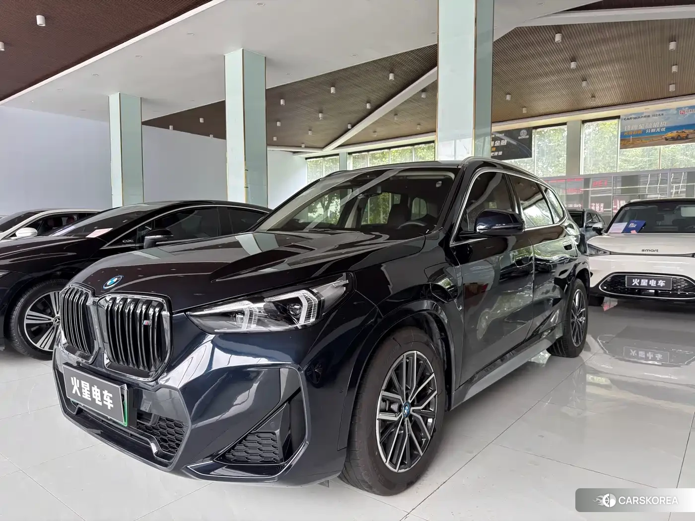 BMW iX1 id 4644472 из Китая 7