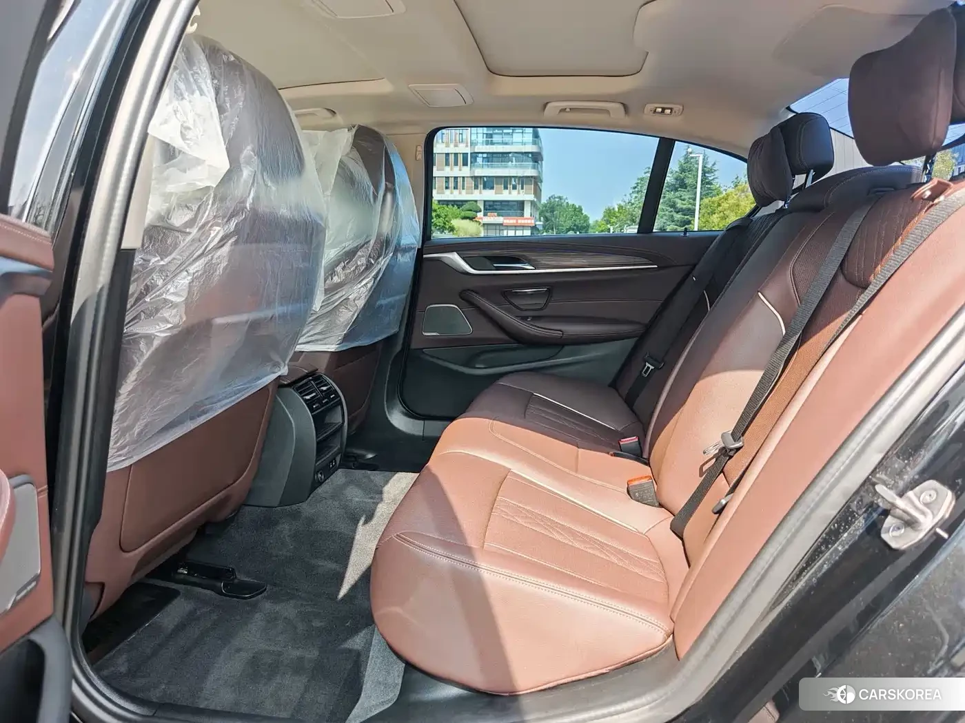 BMW 5 series 2022 Черный из Китая, фото 5