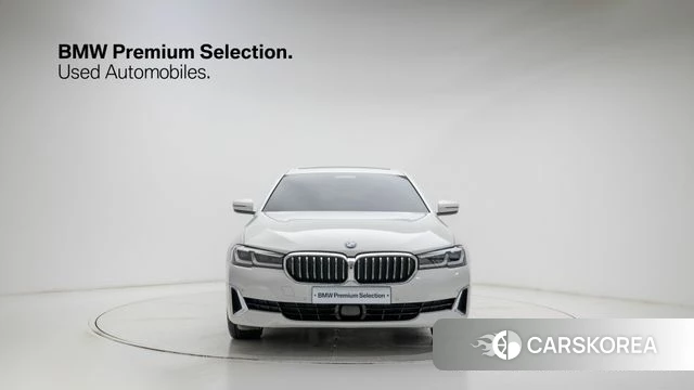 BMW 5 Series (G30) id 3838663 из Кореи 13