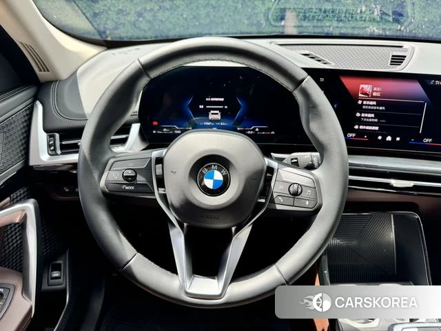 BMW X1 id 4314337 из Китая 13