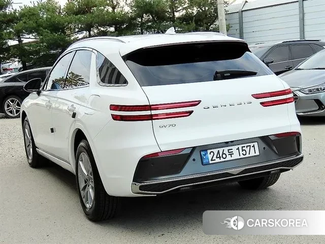 Genesis GV70 id 3388516 из Кореи 13