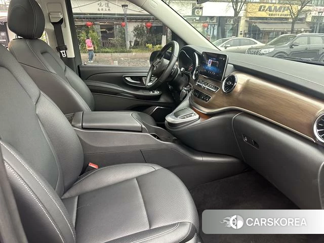 Mercedes-Benz V-class id 4271933 из Китая 8