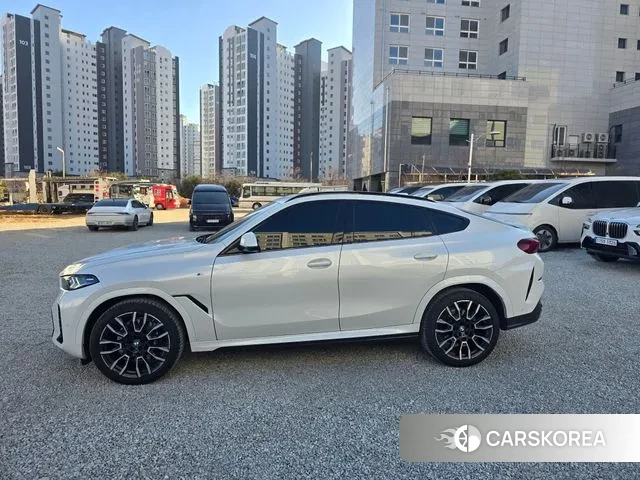 BMW X6 (G06) 2025 Белый из Кореи, фото 3