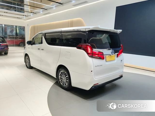 Toyota Elfa id 4263784 из Китая 11