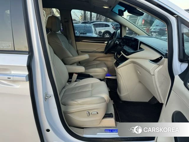 Buick GL8 id 4253479 из Китая 14