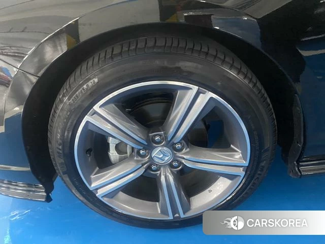 Honda Accord id 4336384 из Китая 23