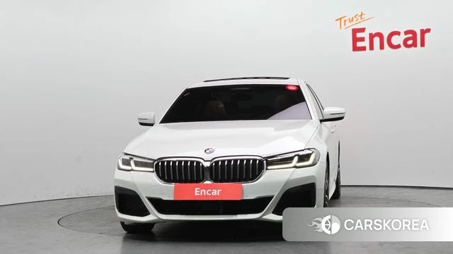BMW 5 Series (G30) id 3878400 из Кореи 13