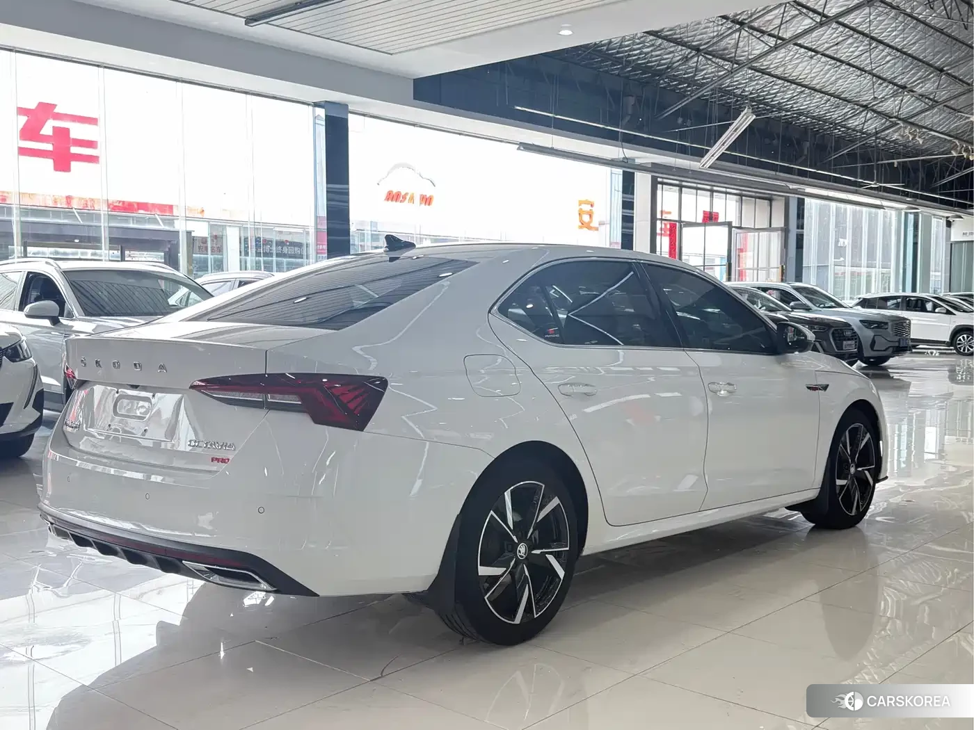 Skoda Octavia id 4578230 из Китая 9