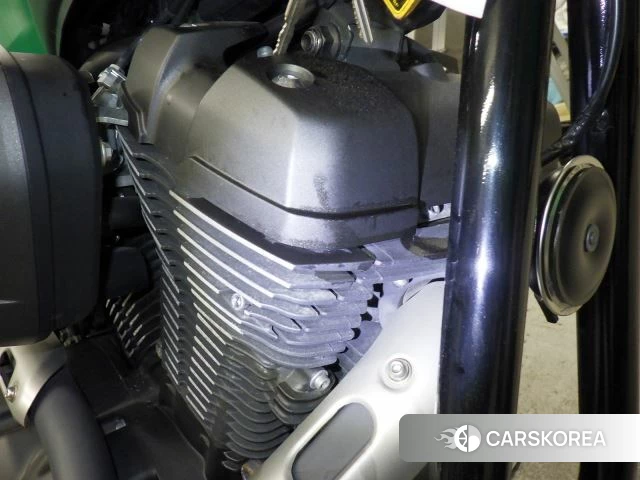 Engine photo