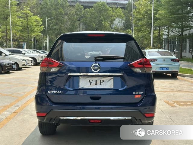 Nissan Qijun 2021 Синий из Китая, фото 3