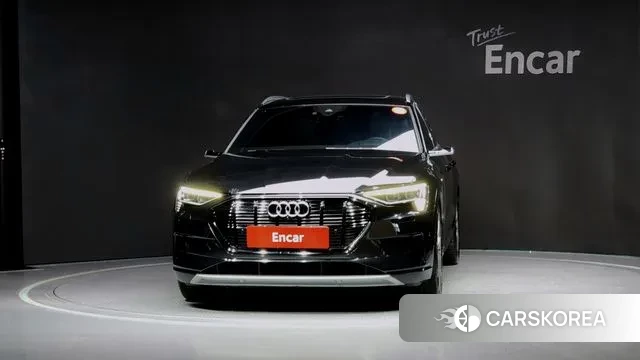 Audi e-Tron id 3012881 из Кореи 13