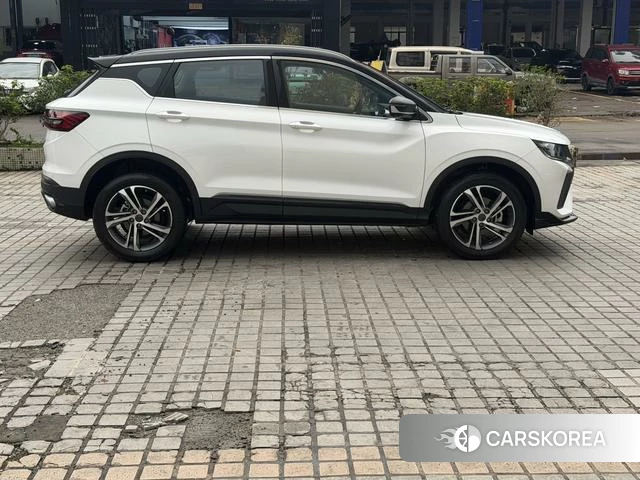Geely Automobile Binyue id 3882566 из Китая 11