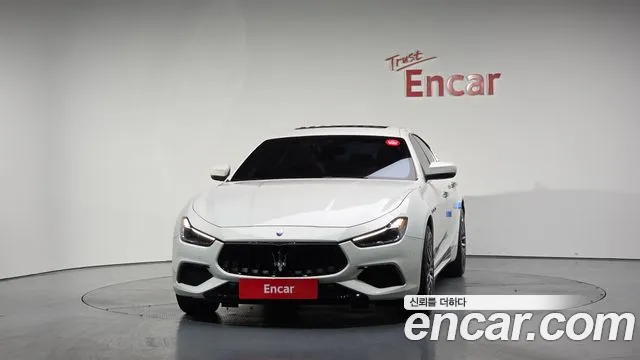 Maserati Ghibli id 2806531 из Кореи 13