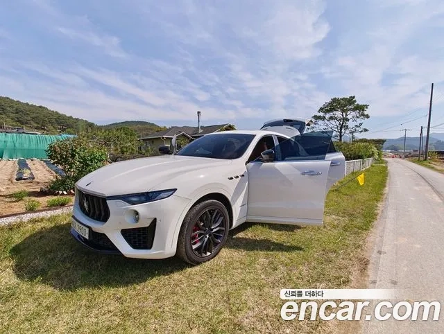 Maserati Levante id 2937038 из Кореи 12