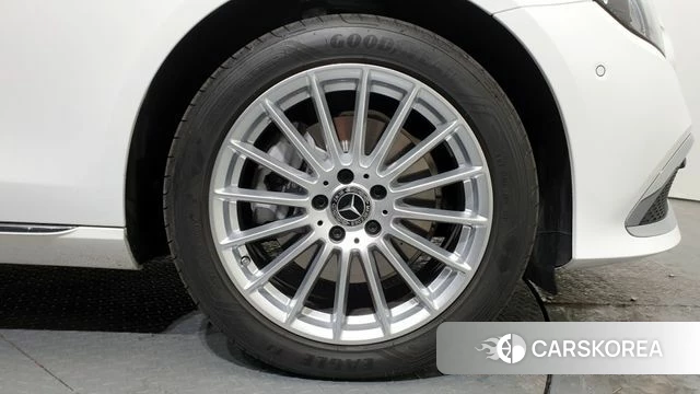 Mercedes-Benz E-Class W213 id 4716009 из Кореи 13