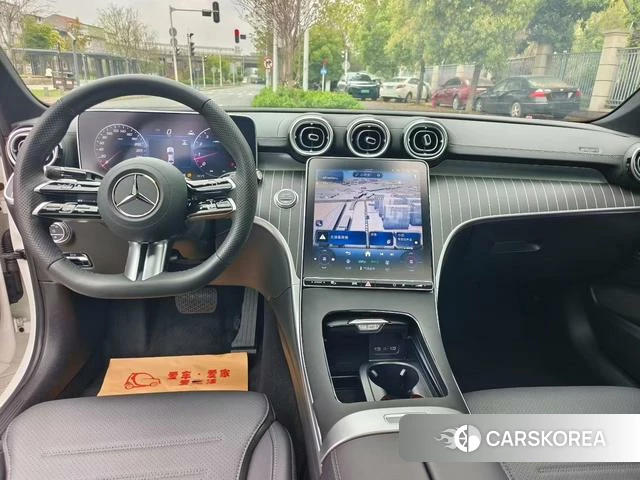 Mercedes-Benz Class C 2025 Белый из Китая, фото 3