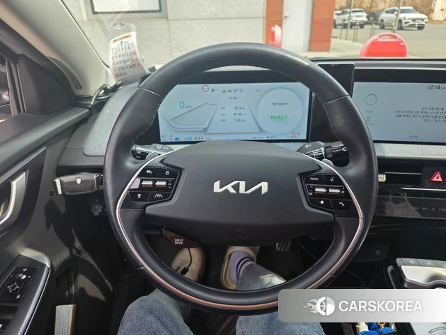 Kia EV6 2023 Белый из Кореи, фото 3